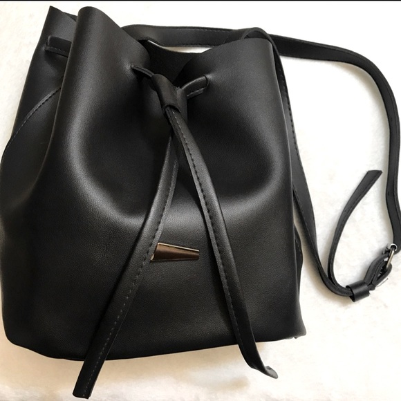 Black Draw String Bucket Bag - Picture 1 of 9